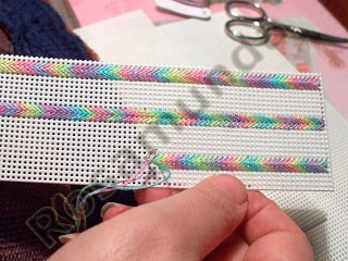 Manualidades con plastic canvas: Marcapáginas-1214