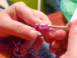 Manualidades crochet: Bufanda a ganchillo con flor-696