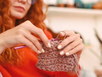 ¿Cómo hacer un cojín de crochet?